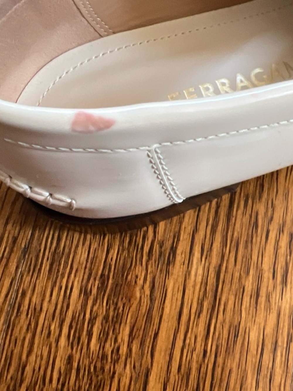 Ferragamo Ivory Patent Loafers with horse bit buckle detailing. Size 8. - Picture 9 of 11